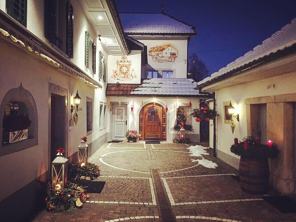 Kreuz Hotel Holderbank
