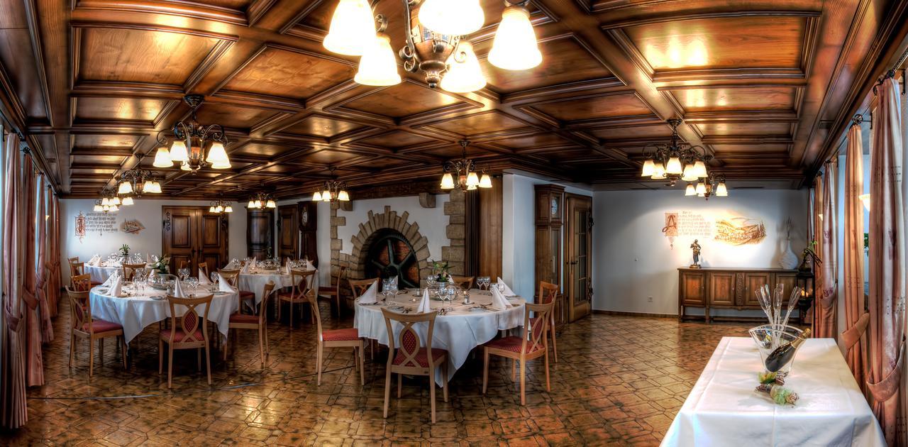 Hotel Kreuz 3*